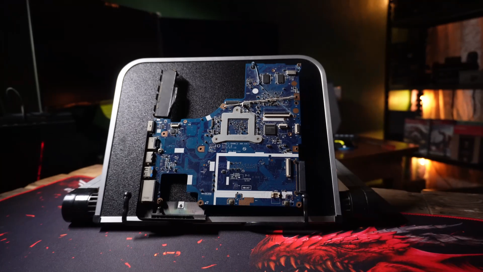 Placa base Lenovo NM-A471 con procesador Intel Pentium N3710 y disipador pasivo sin ventilador